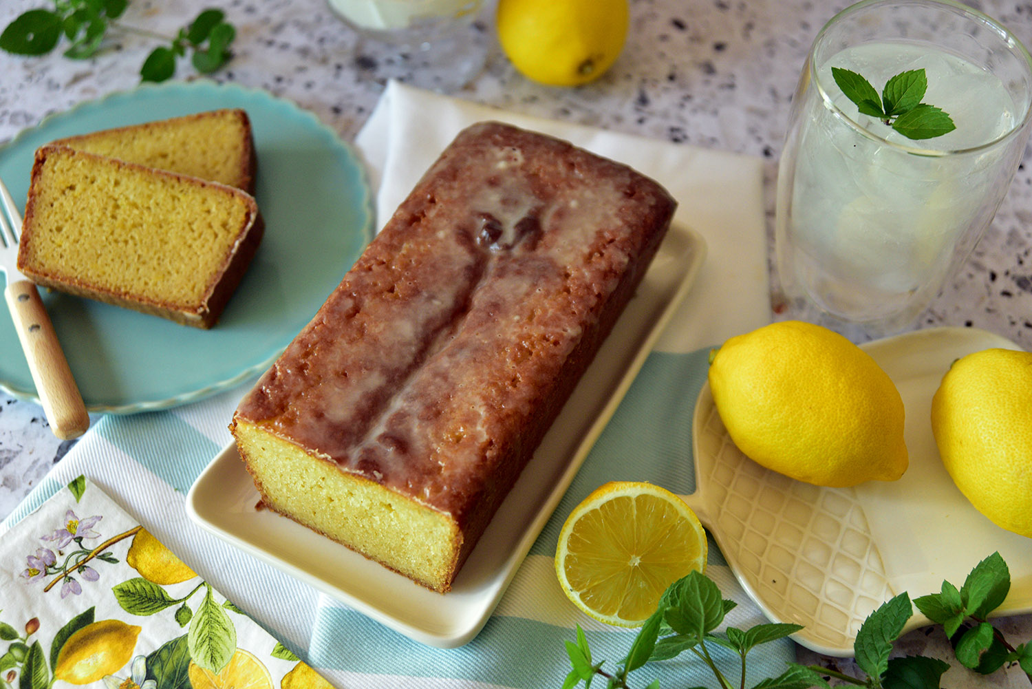 優格檸檬長條蛋糕 | Yogurt Lemon Loaf Cake